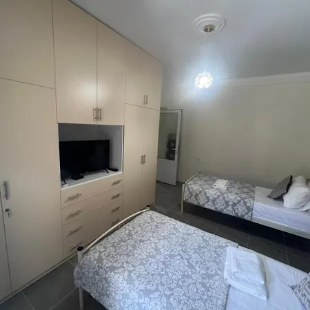 Roza's House Apartamento *